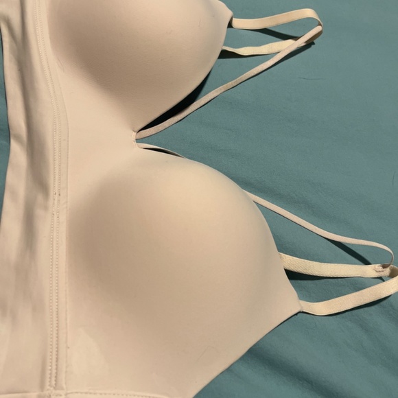 LaSenza Pale Pink Bralette - Picture 2 of 4